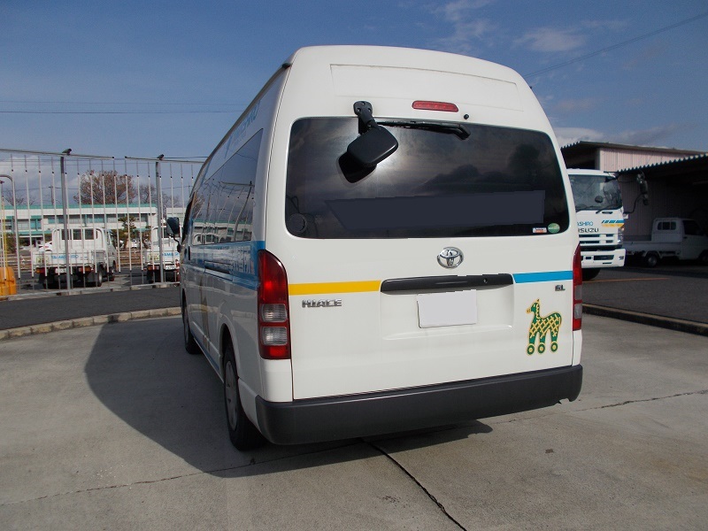 2017 Toyota Hiace Diesel 14 Seats